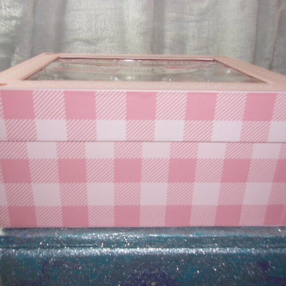 M-57 NEW SEALED THE CREME SHOP X HELLO KITTY WINTER GLOW SPA SET - Picture 4 of 8